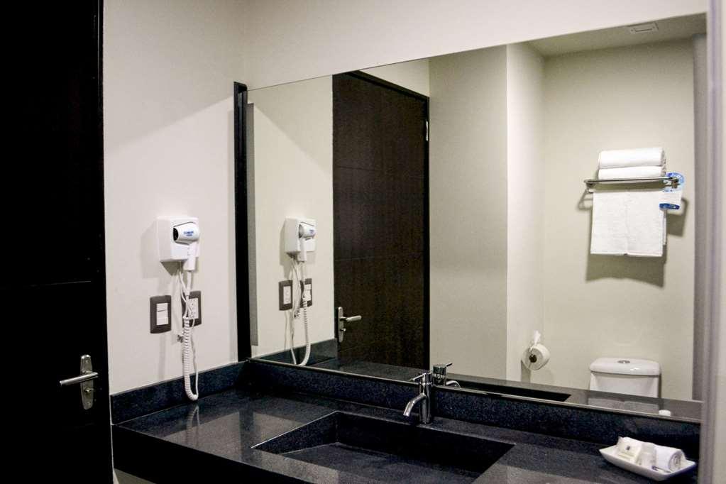Comfort Inn Irapuato Bagian luar foto
